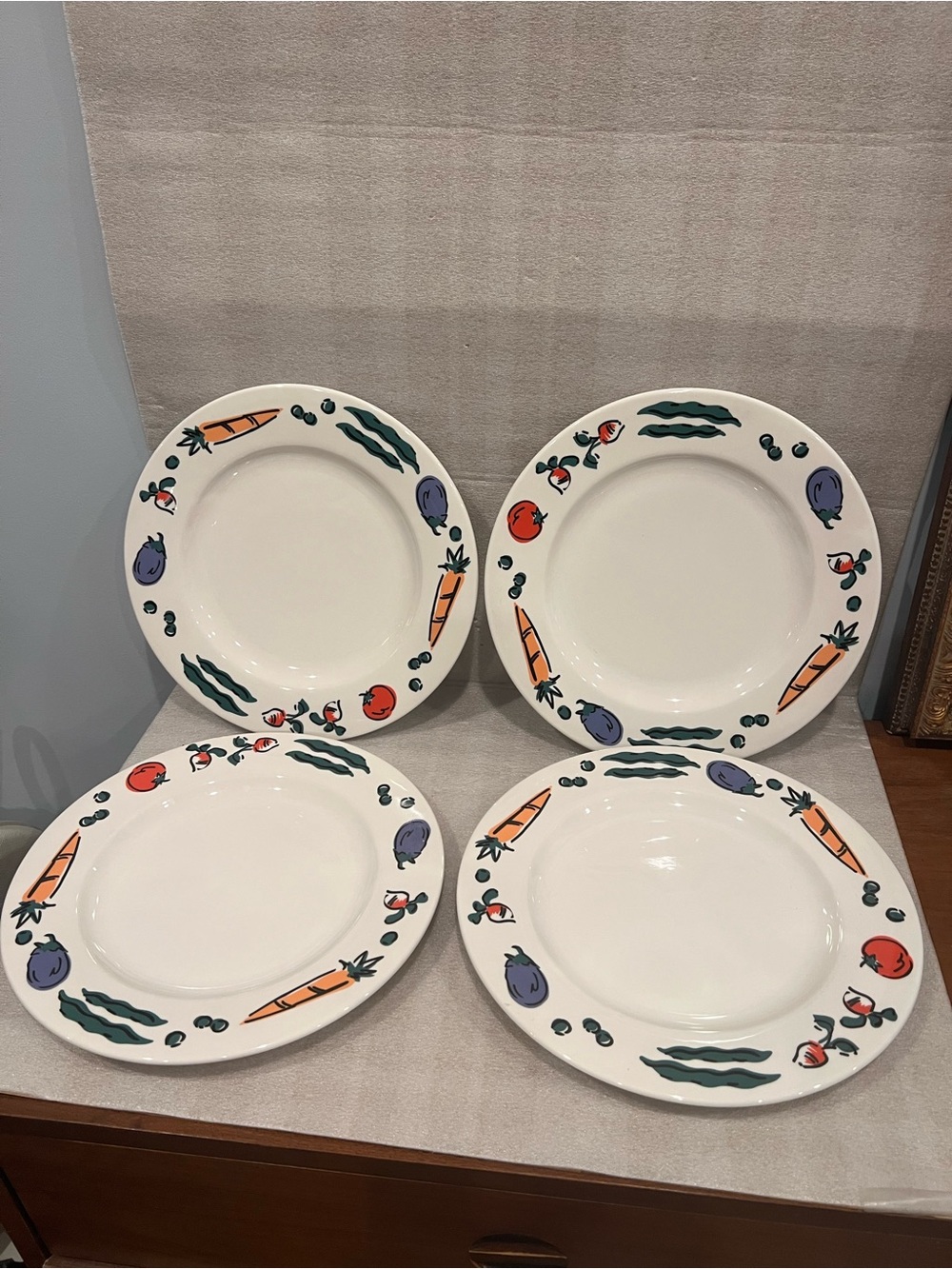 4 Syracuse China Restaurant Ware 26-D Vegetable Motif 12” Dinner  Plates RARE